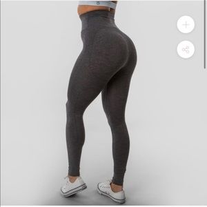 Buffbunny leggings *sold on merc